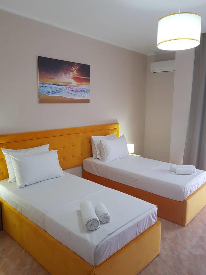 Sunrise Hotel Саранда Экстерьер фото